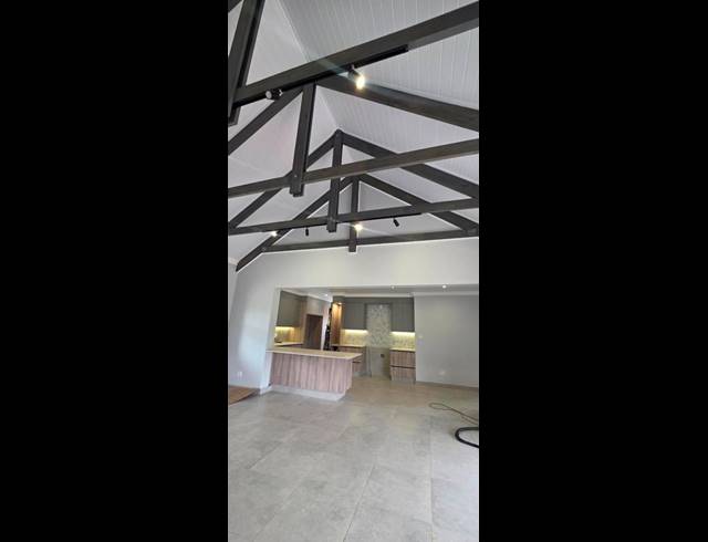 3 BEDROOM HOUSE FOR SALE IN OUTENIQUASBOSCH